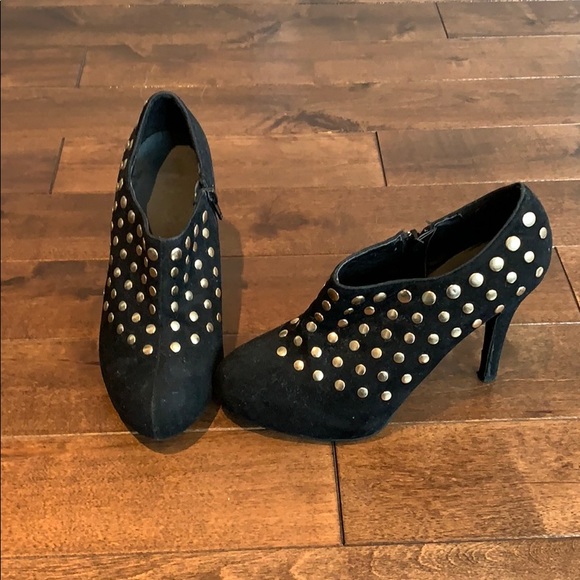 Black ankle boots - Picture 1 of 2